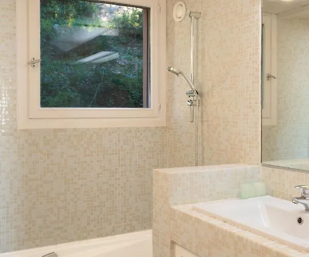 Amazing Sea View With Private Close Parking Appartamento Saint-Jean-Cap-Ferrat