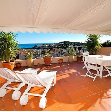 Amazing Sea View With Private Close Parking *