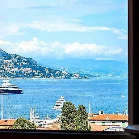 Amazing Sea View With Private Close Parking *