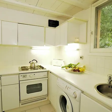 Amazing Sea View With Private Close Parking Apartment *