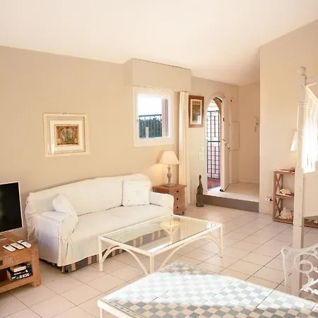 Amazing Sea View With Private Close Parking *